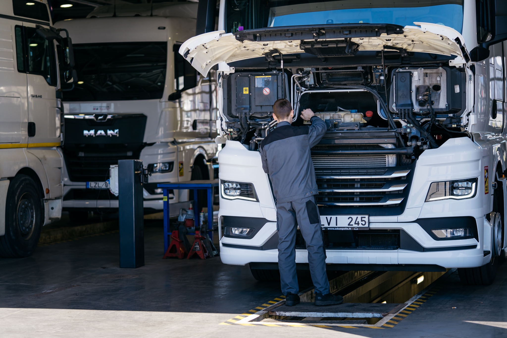 At the MAN Truck & Bus service in Marijampolė, we will perform minor truck repairs on the spot, without a queue!